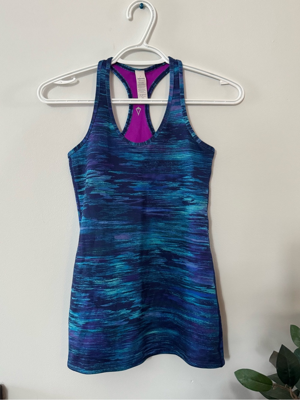Ivivva (kids lululemon) Sz 12 youth reversible tank top purple/blue EUC